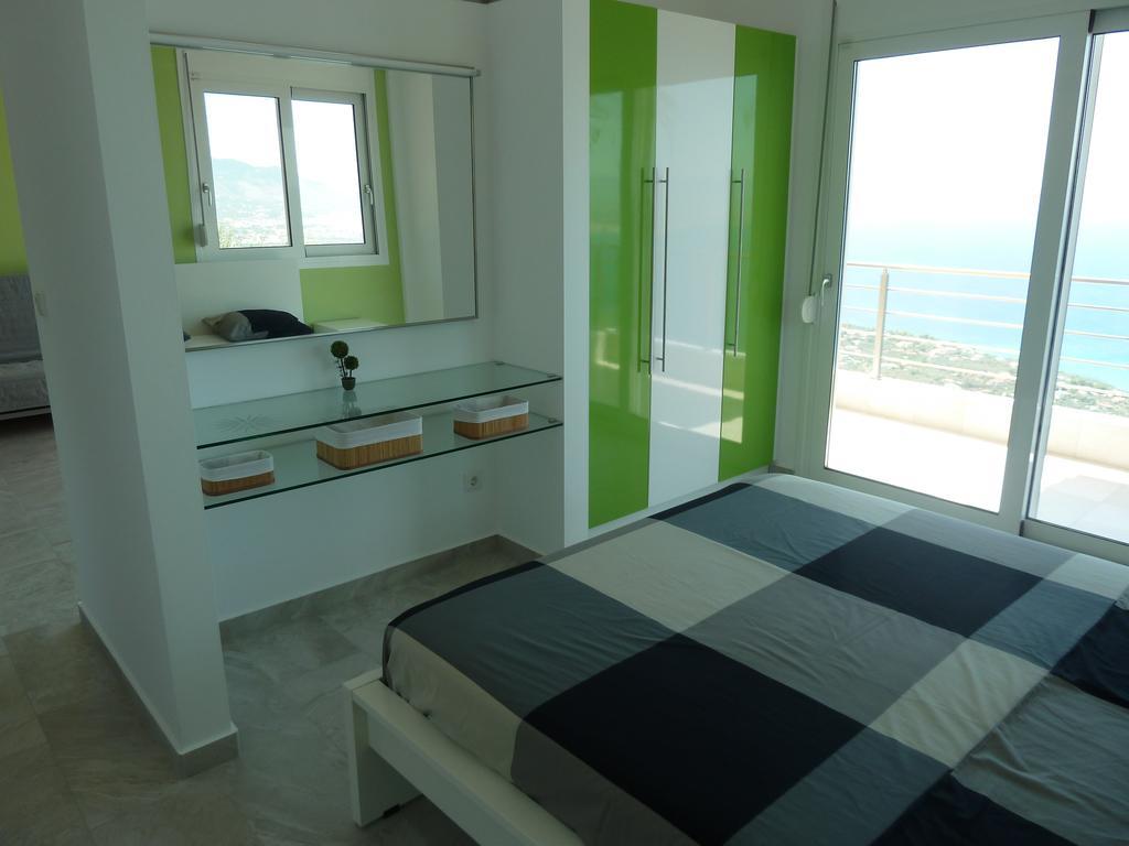 Shiraz Villas كالاماتا المظهر الخارجي الصورة