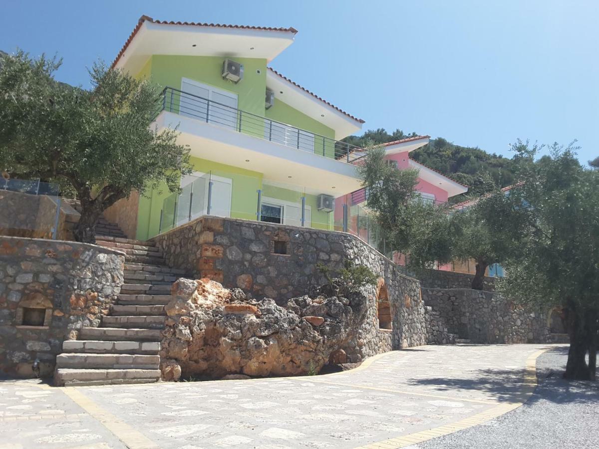 Shiraz Villas كالاماتا المظهر الخارجي الصورة