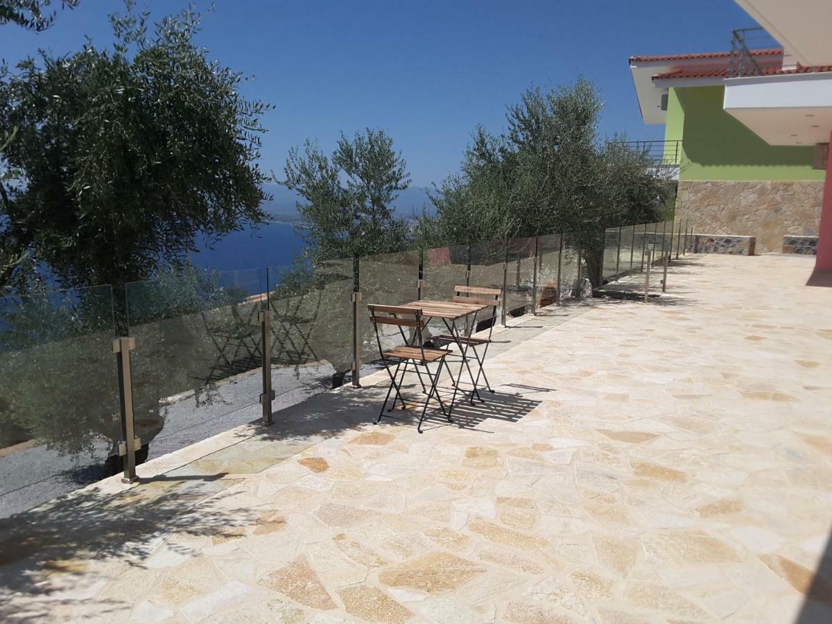 Shiraz Villas كالاماتا المظهر الخارجي الصورة